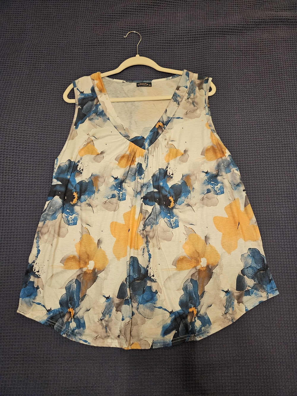 Ofeefan XXL Beige and Navy Shirt